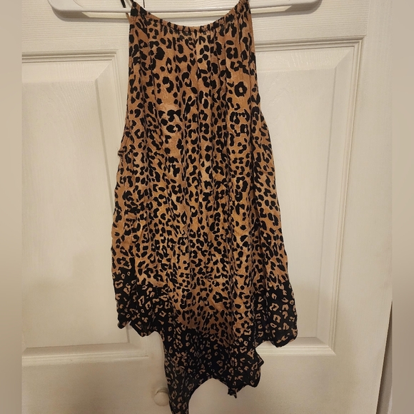 Tank - Picture 3 of 4